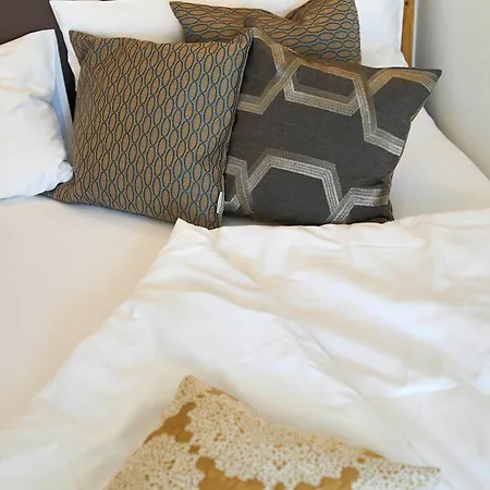 Koenigsschlaf No1 - Kuschelnest Im Herzen Von アパート コンスタンツ